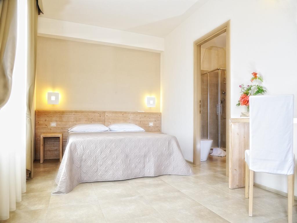 B&B Le Cale Santa Maria Navarrese Værelse billede
